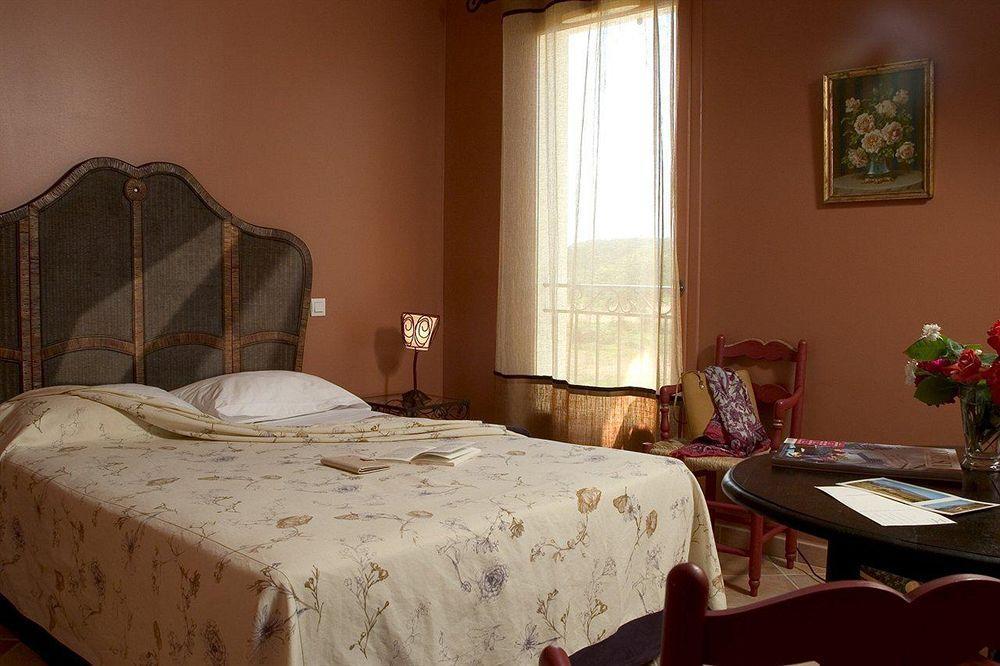 Hotel La Bastide D'Iris Vagnas Екстериор снимка