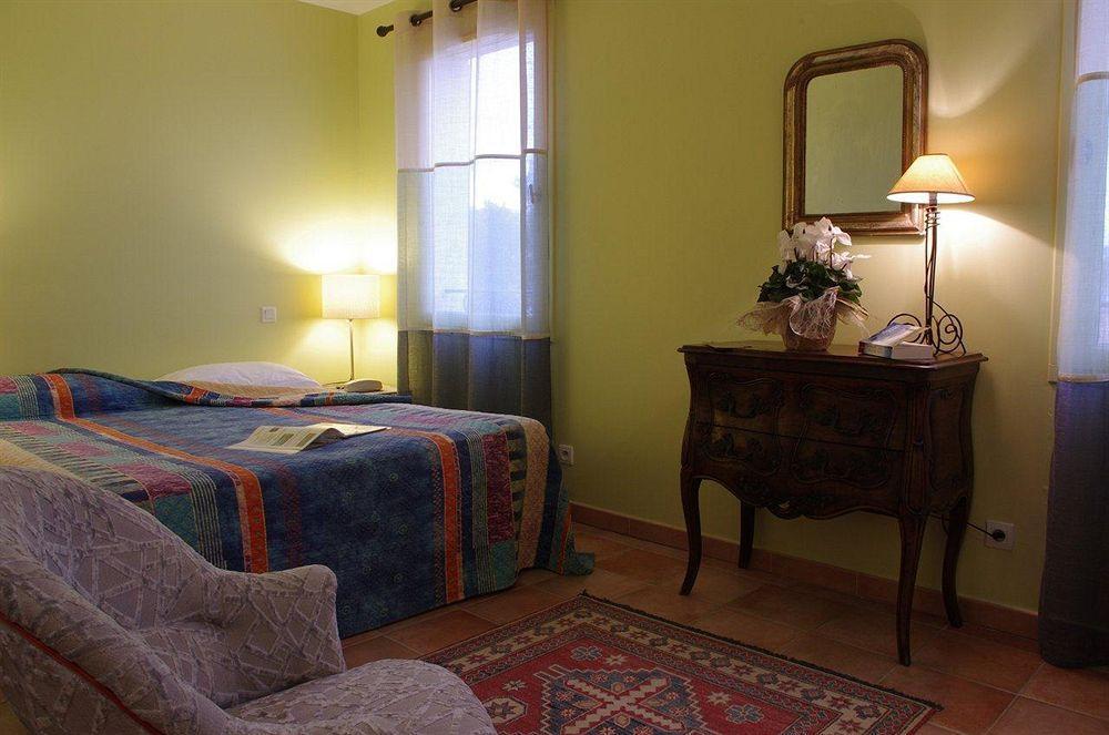 Hotel La Bastide D'Iris Vagnas Екстериор снимка