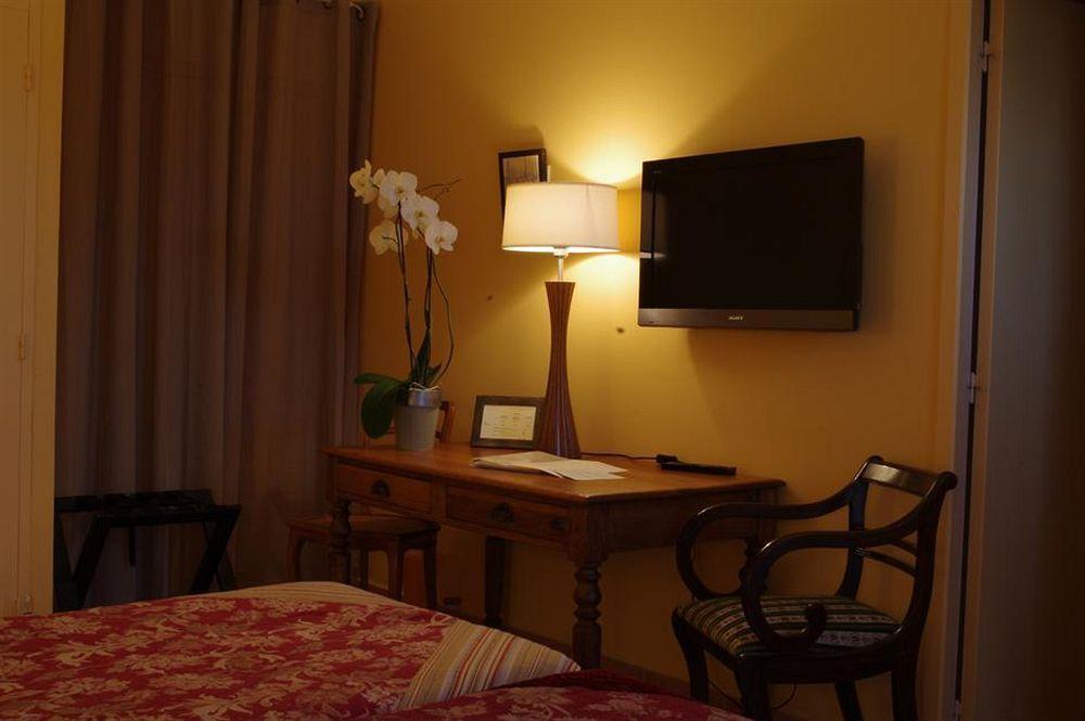 Hotel La Bastide D'Iris Vagnas Екстериор снимка