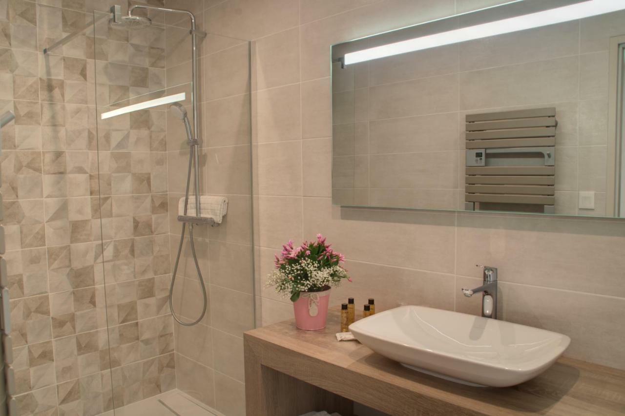 Hotel La Bastide D'Iris Vagnas Екстериор снимка